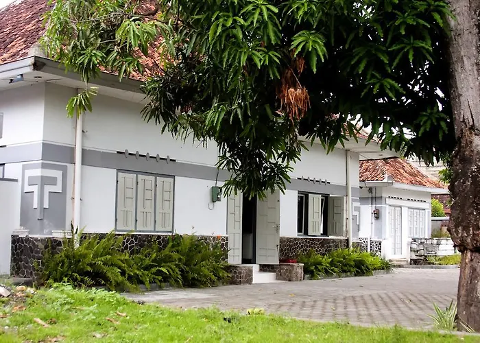 Ndalem Mantrigawen