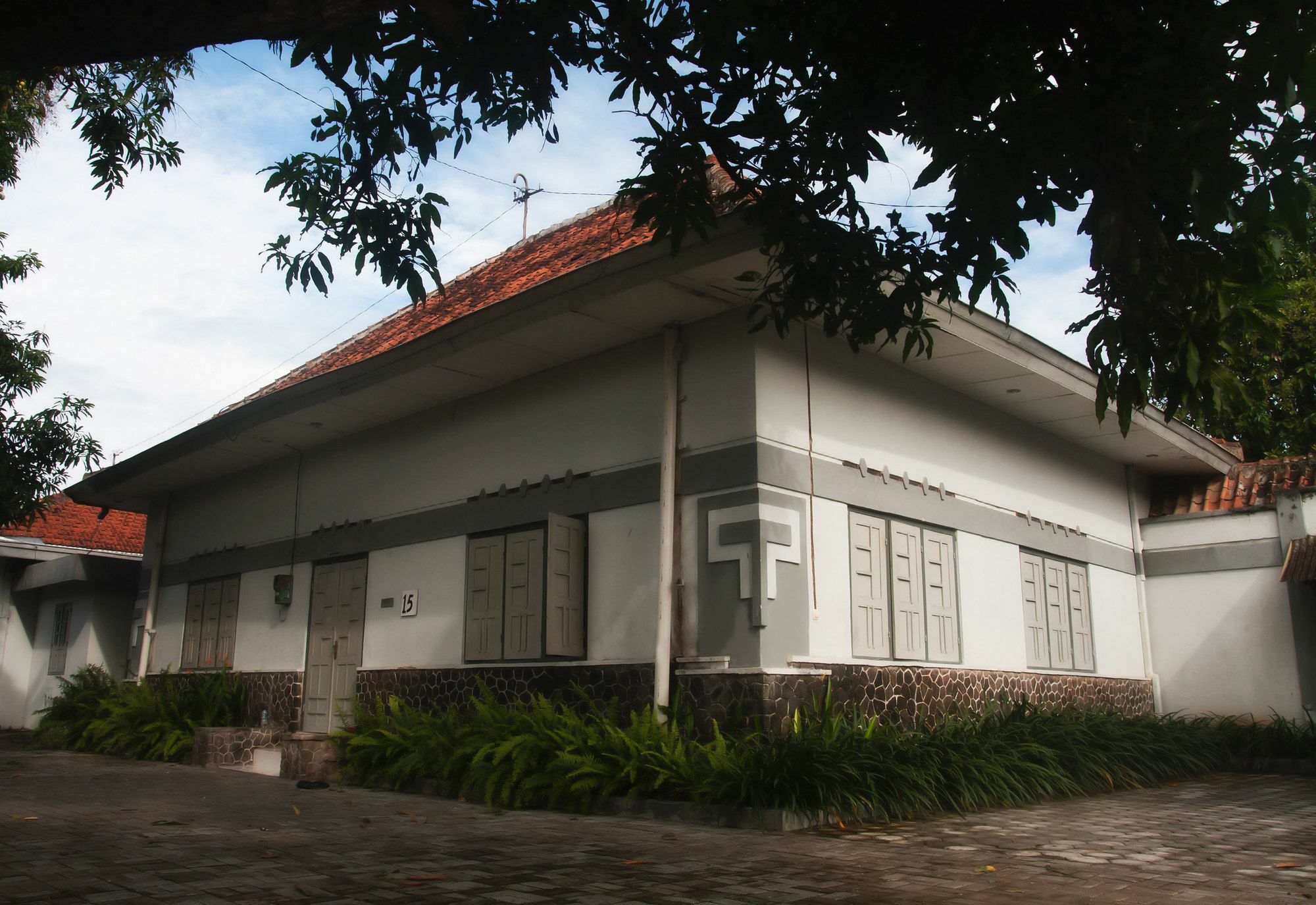 Ndalem Mantrigawen 2*